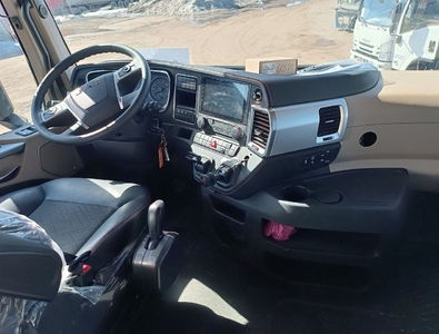 JAC K7 (МРМ 18т) ТЯГАЧ 4×2 АКПП